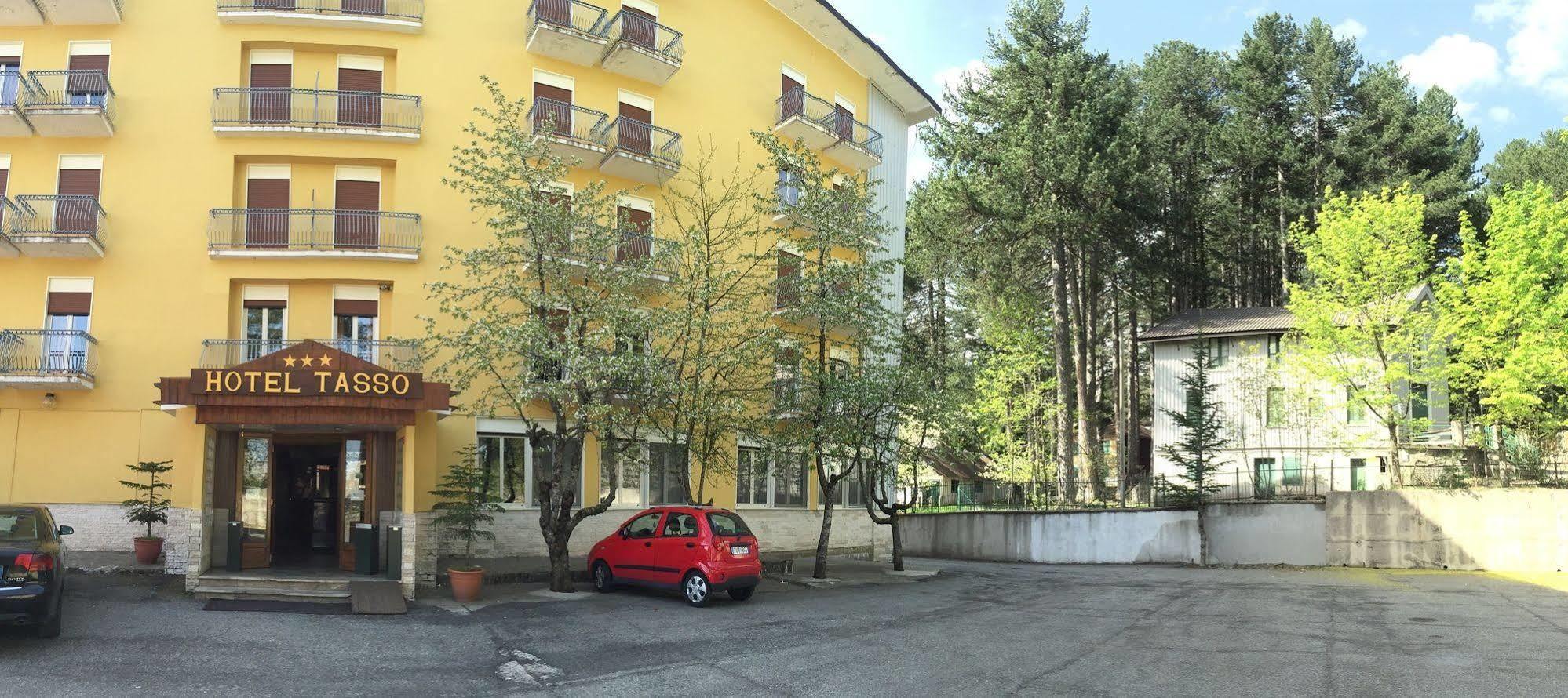 Hotel Tasso Camigliatello Silano Buitenkant foto