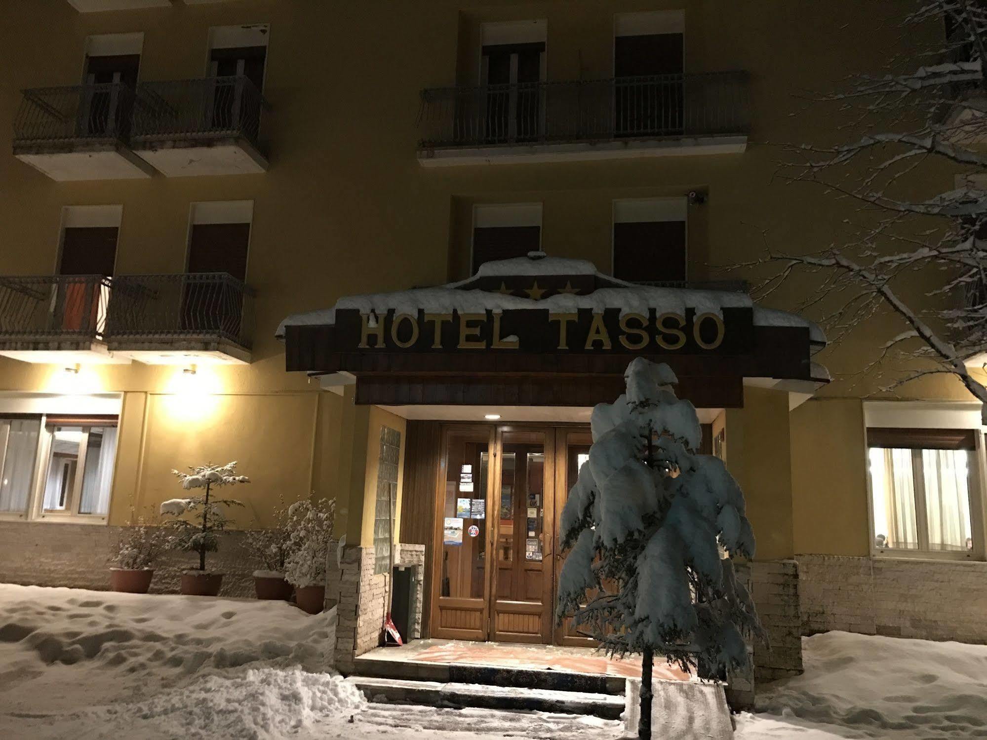 Hotel Tasso Camigliatello Silano Buitenkant foto