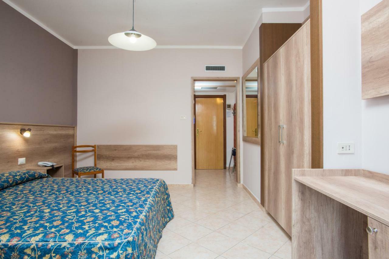Hotel Tasso Camigliatello Silano Buitenkant foto