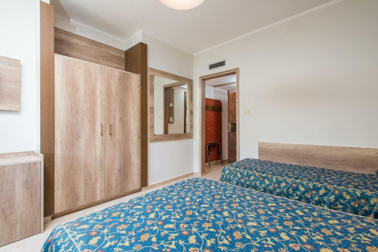 Hotel Tasso Camigliatello Silano Buitenkant foto